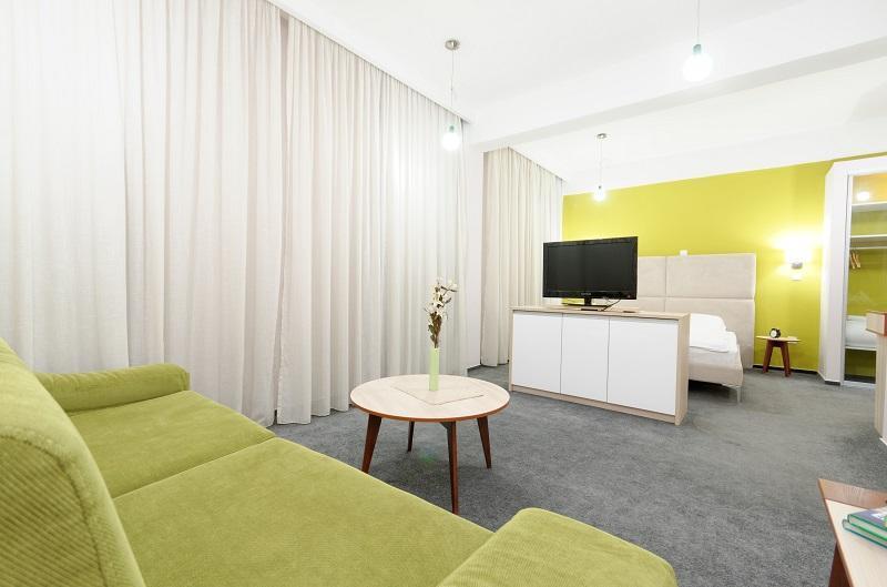 סקופיה Hotel Tim'S מראה חיצוני תמונה